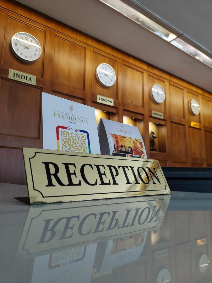 โฮเต็ล เพรซิเด้นซี่ Hotel Kochi ภายนอก รูปภาพ